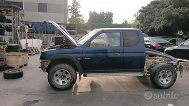 Ricambi usati vari Mitsubishi L200 anno 1999