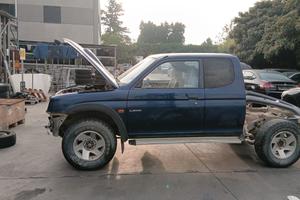 Ricambi usati vari Mitsubishi L200 anno 1999