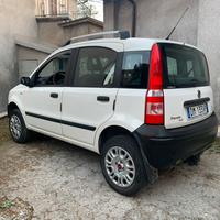 Fiat Panda 4x4 1.3MJT con GANCIO TRAINO