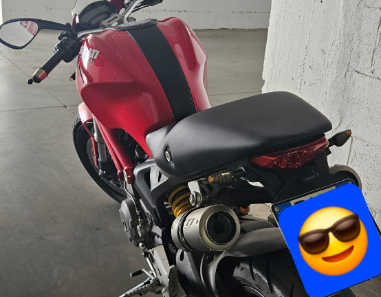 Ducati monster 696 rossa