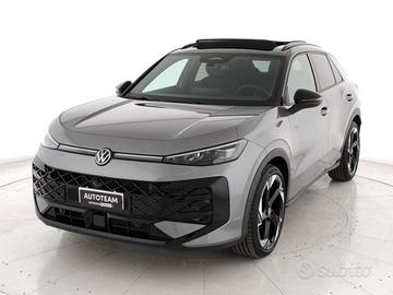 VOLKSWAGEN T-Roc 1.5 etsi R-Line 150cv dsg