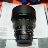 Obiettivo SAMYANG AE 14mm per fotocamere NIKON