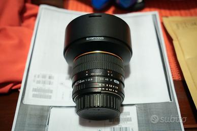 Obiettivo SAMYANG AE 14mm per fotocamere NIKON