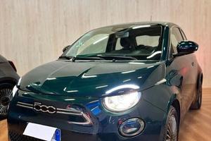 Fiat 500 500e Berlina 42 kWh Icon
