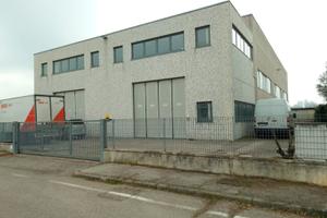 VIGARANO P. Capannone vicinanze zona P.M.I