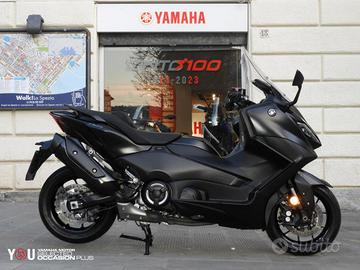 Yamaha T Max 560