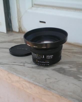 Nikon d 20 2.8