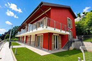 Villa di 227 m² con più di 5 locali e box auto dop