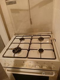 cucina a gas con forno elettrico 
