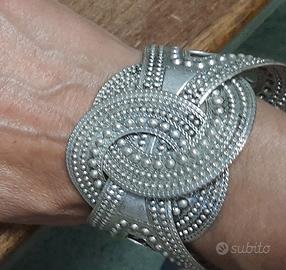 bracciale modello schiava stile etnico