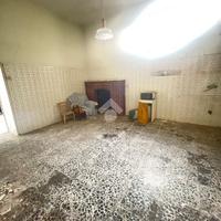 3 LOCALI A CAMPOSANO