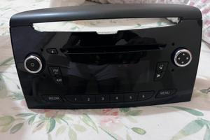 Stereo lancia y 2013