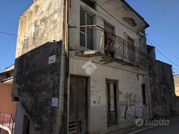 CASA INDIPENDENTE A CERVINO