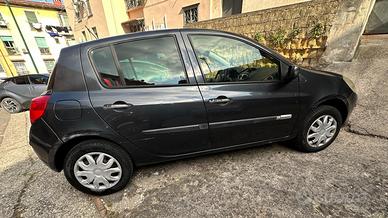 RENAULT Clio 3ª serie Clio 1.2 5p. Rip Curl