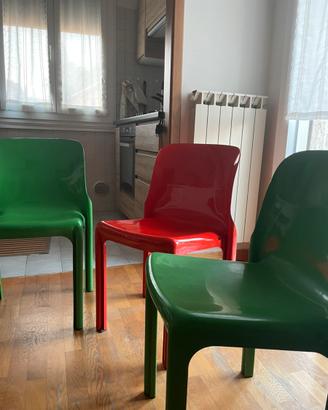 Sedie Selene Artemide verde e rossa
