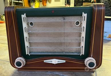 radio vintage anni 50 a valvole TESLA