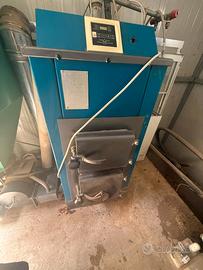 Caldaia a biomassa Comacet 40 KW Anno 2017