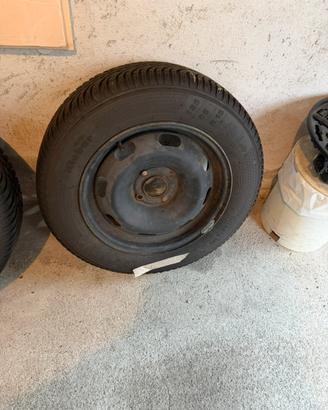4 pneumatici termici 185 65 R15