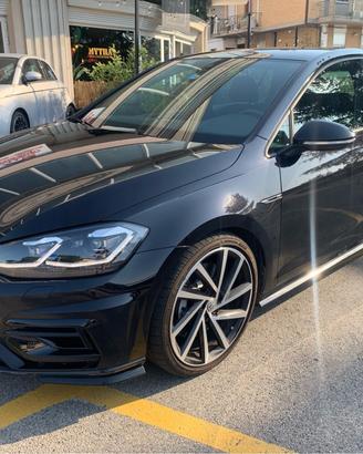 Volkswagen Golf R 2.0 TSI DSG 4MOTION 5p. BMT