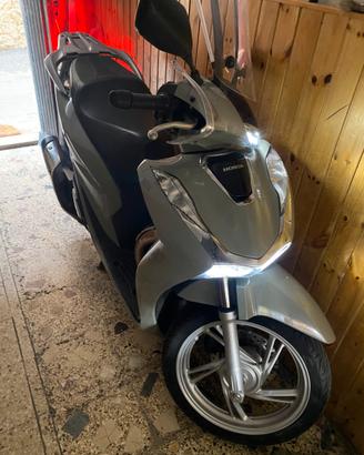 Sh 125 2023 14,000km