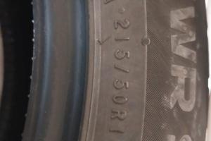 gomme invernali 215/50R18-92V