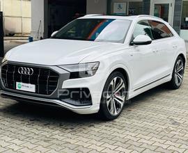 AUDI Q8 50 TDI 286 CV quattro tiptronic Sport