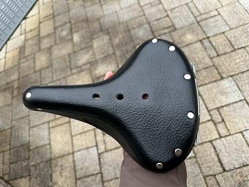 Sella Brooks B67 nera