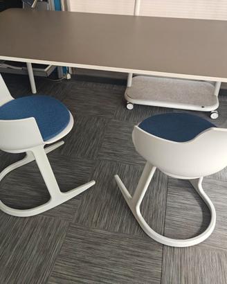 Coppia sedie design Varier sedia Social® Tilt