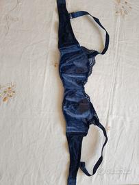 Reggiseno blu in velluto