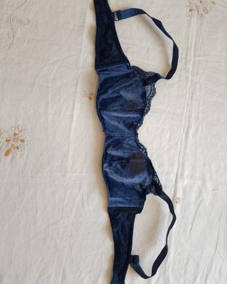 Reggiseno blu in velluto