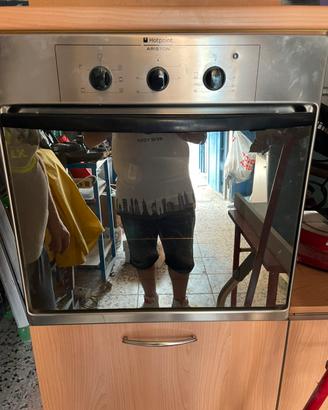 FORNO HOTPOINT