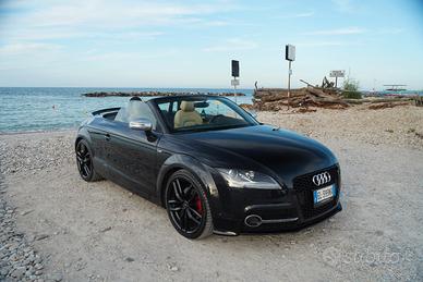 AUDI TT s-line cabrio