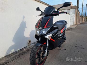 scooter 50 Gilera Runner SP 2015 con soli 2600 km