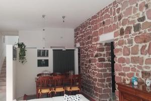 Incantevole casa indipendente con giardino