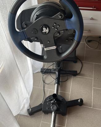 Thrustmaster T150 Rs completo di postazione
