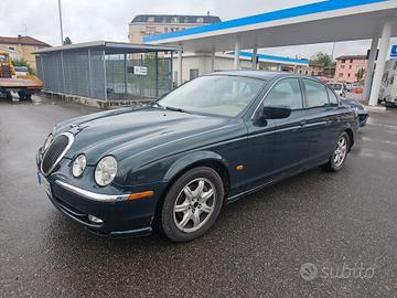 JAGUAR S TYPE 3.0 GPL