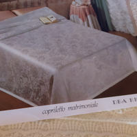 Copriletto matrimoniale con lenzuola