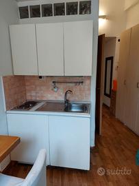 Momolocale ristruttura arredato centro vomero