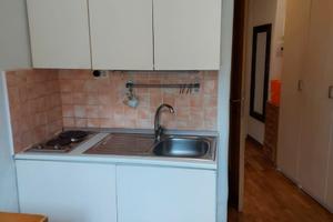 Momolocale ristruttura arredato centro vomero