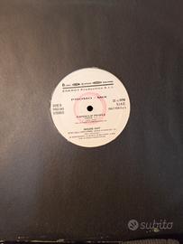 paperclip people Trow 