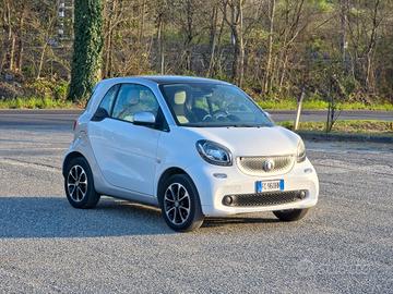 Smart ForTwo 70 1.0 twinamic Prime 2016-E6 Automat