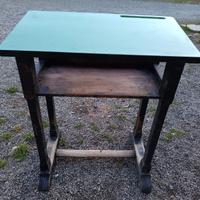 Vecchio banco scuola