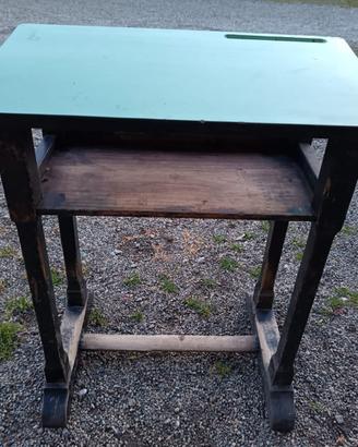 Vecchio banco scuola