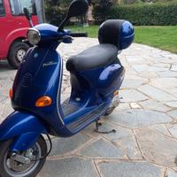 Piaggio Vespa 50 ET2 - 2012