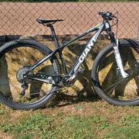 GIANT XTC ADVANCED 29 