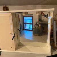 Mobiletto con specchio e colonnina