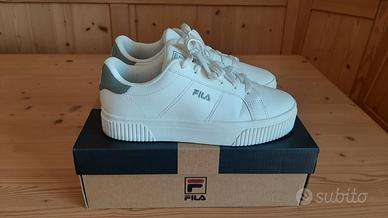 Snickers Fila Panache