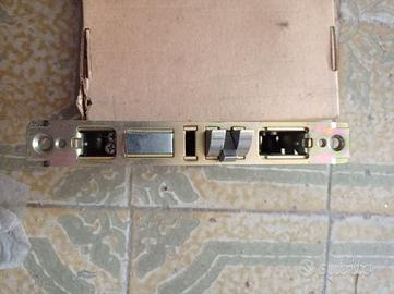 Stock 95 serrature TrioVing