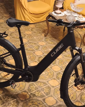 E-bike Cube Reaction Hybrid Race Allroad