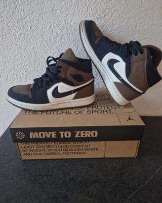 Scarpe Air Jordan 1mid se 37.5